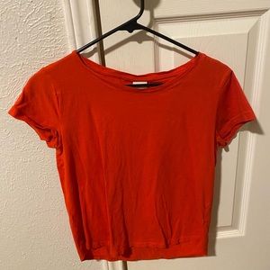 H&M red shirt